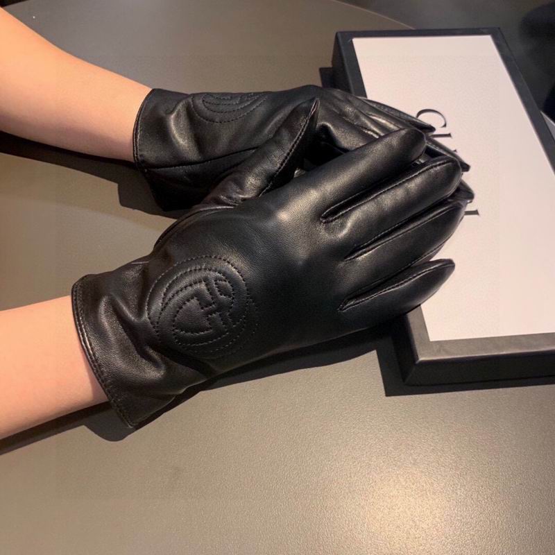 Gucci Gloves M L 091010